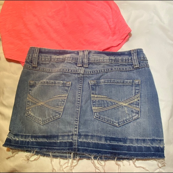 Aeropostale Distressed Raw Hem Denim Skirt - Picture 5 of 13